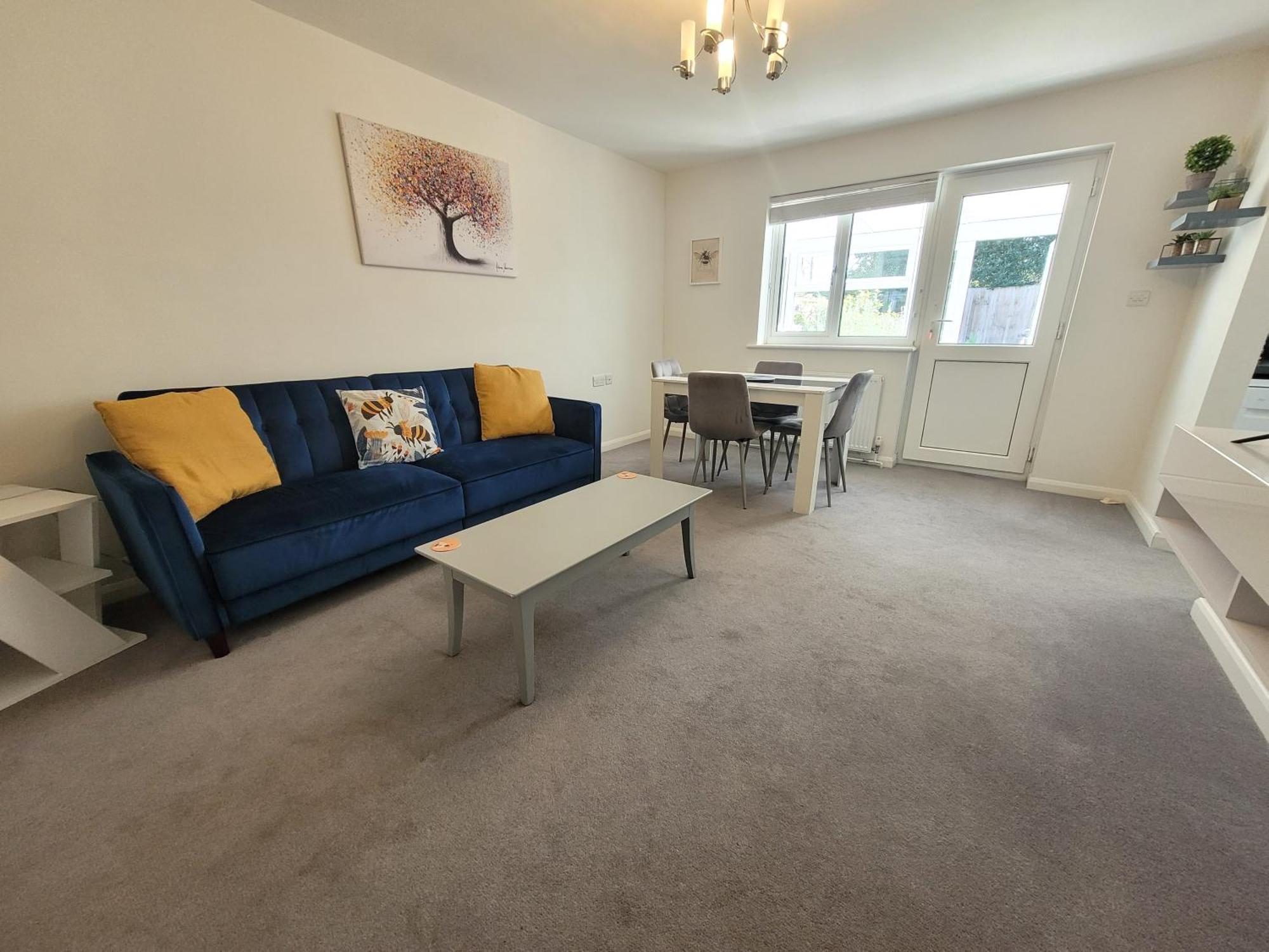 Bumblebee - With Separate Office And Gaming Space By Catchpole * Colchester