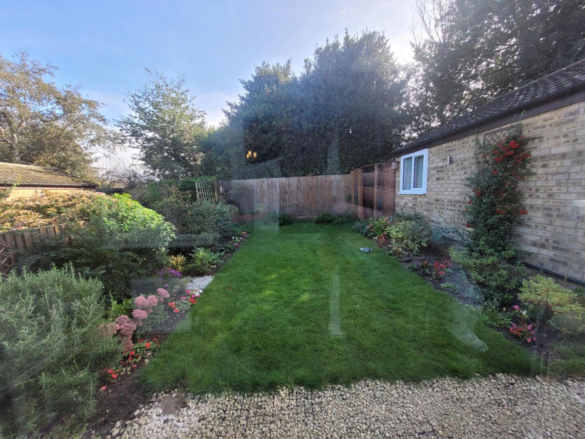 Bumblebee - With Separate Office And Gaming Space By Catchpole Holiday home *